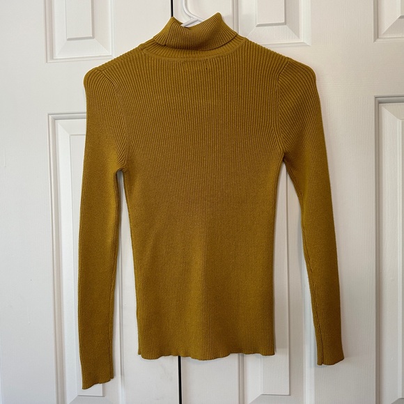 Turtleneck Sweater | Women's Size L Mustard Yellow Pullover Fashion Nova Top - Picture 4 of 10